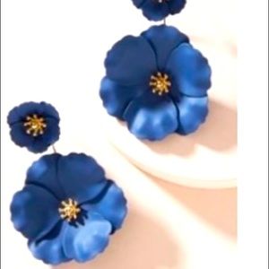 FINAL PRICE - Anthropologie Flower Power Drop Earrings